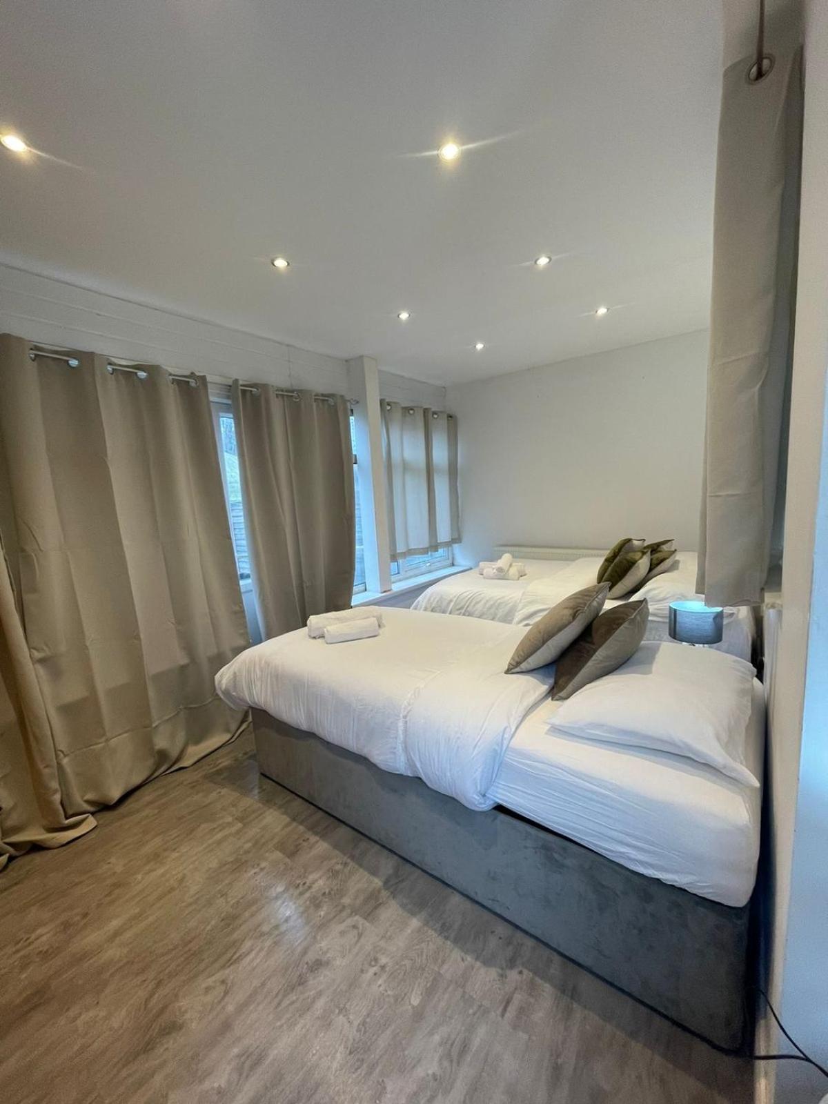 Park View Homestay Баркинг Экстерьер фото