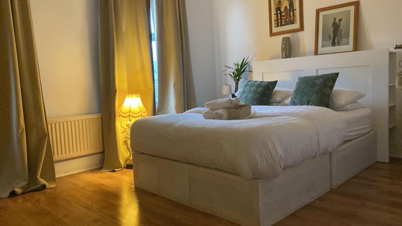 Park View Homestay Баркинг Экстерьер фото