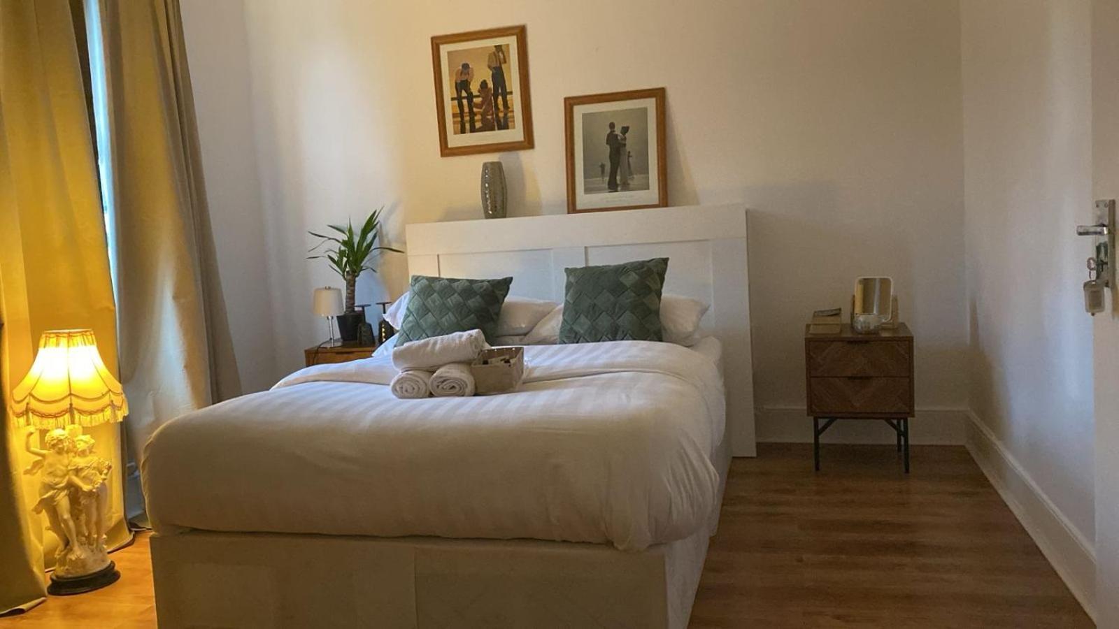 Park View Homestay Баркинг Экстерьер фото